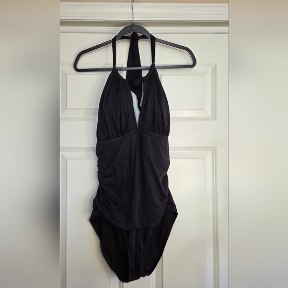 Kenneth Cole Reaction Black Halter Neck Ruched Swimsuit - Size 1X - Picture 2 of 10